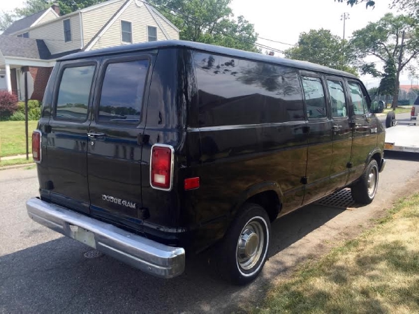 Used-1989-Dodge-Van