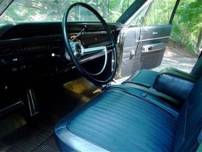 Used-1968-Chrysler-Town---Country