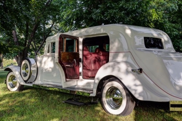Used-1940-Rolls-Royce-Limo-(repro)