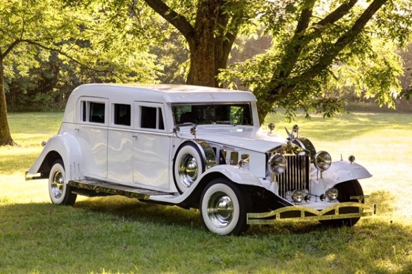 Used-1940-Rolls-Royce-Limo-(repro)