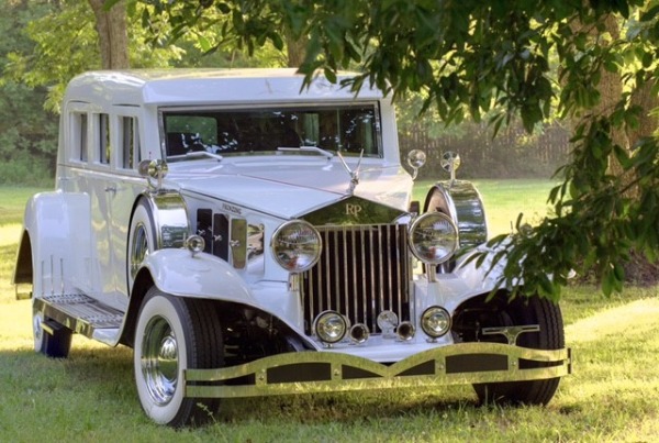 Used-1940-Rolls-Royce-Limo-(repro)