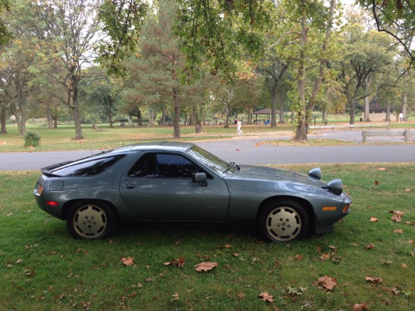 Used-1984-Porsche-928