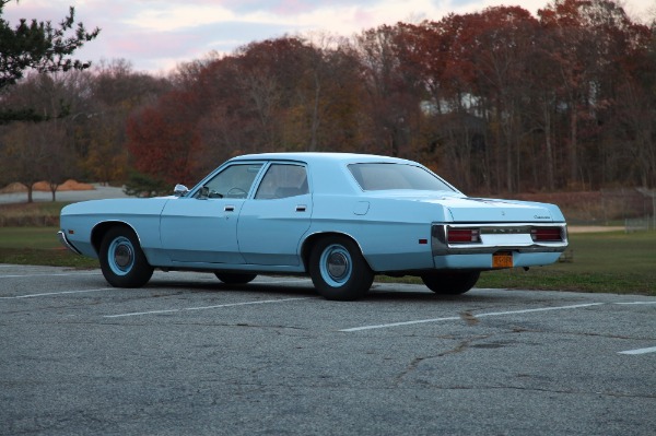 Used-1972-Ford-custom-500-sedan