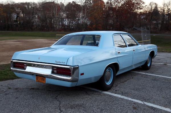 Used-1972-Ford-custom-500-sedan