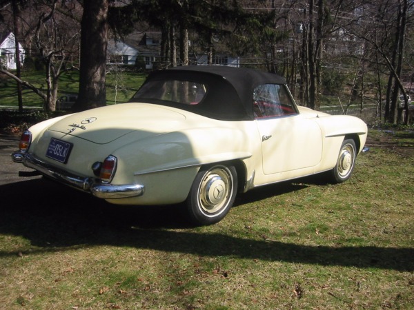 Used-1957-Mercedes-Benz-190SL