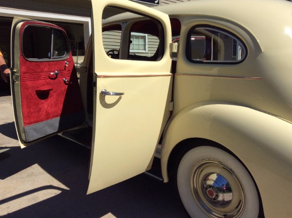 Used-1938-Packard-4-door-sedan