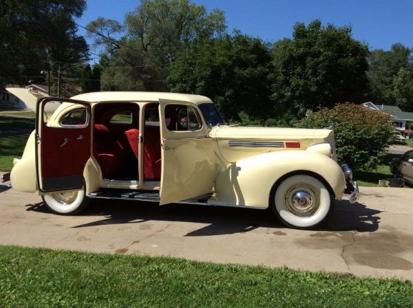 Used-1938-Packard-4-door-sedan