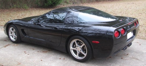 Used-1998-Chevrolet-Corvette