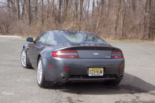 Used-2009-Aston-Martin-V8-Vantage