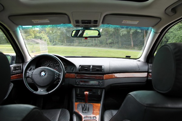 Used-2001-BMW-530i