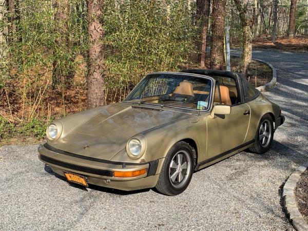 1976-Porsche-911S-Targa