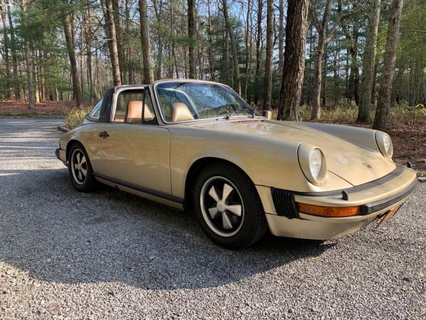 1976-Porsche-911S-Targa