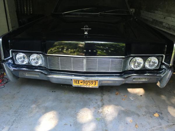 1967-Lincoln-Continental