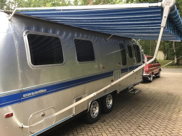Used-1990-Airstream-Excella-29ft