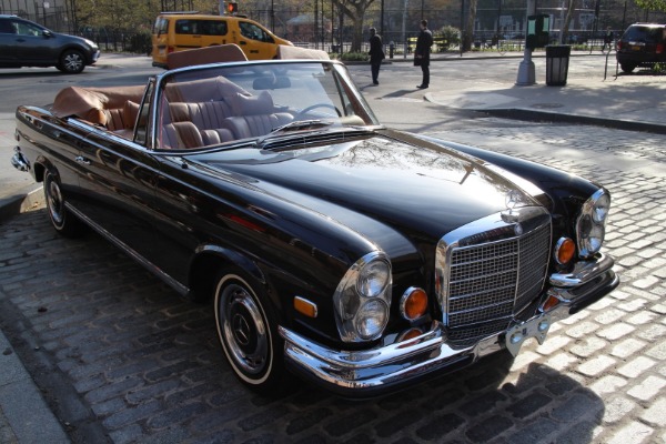 Used-1970-Mercedes-Benz-280SE-Cabrio-Low-Grille