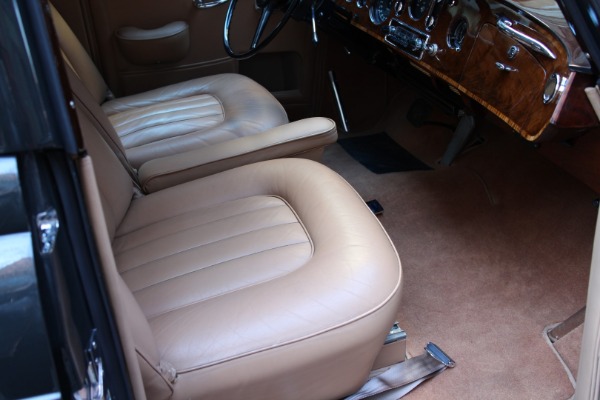 Used-1965-Bentley-Flying-Spur