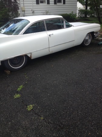 Used-1960-Cadillac-Coupe-de-ville