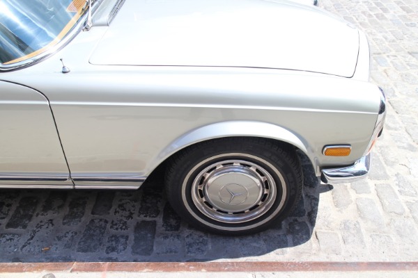 Used-1970-Mercedes-Benz-280SL