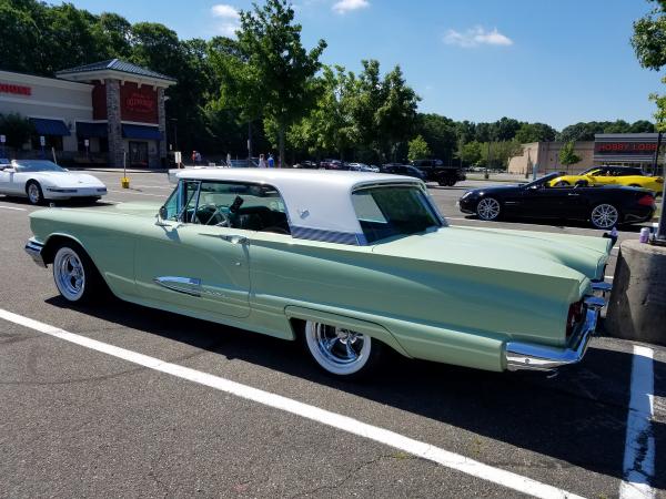 1959-Ford-Thunderbird