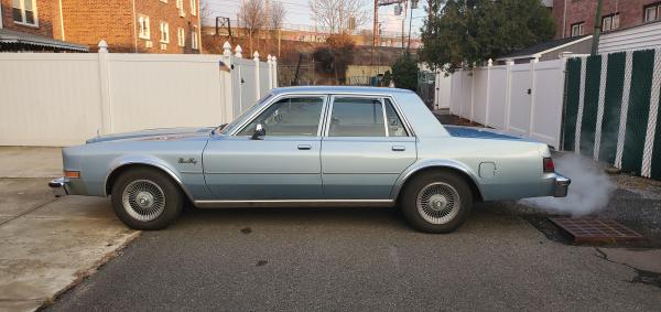 Used-1988-Plymouth-Gran-Fury-80s-90s-nondescript