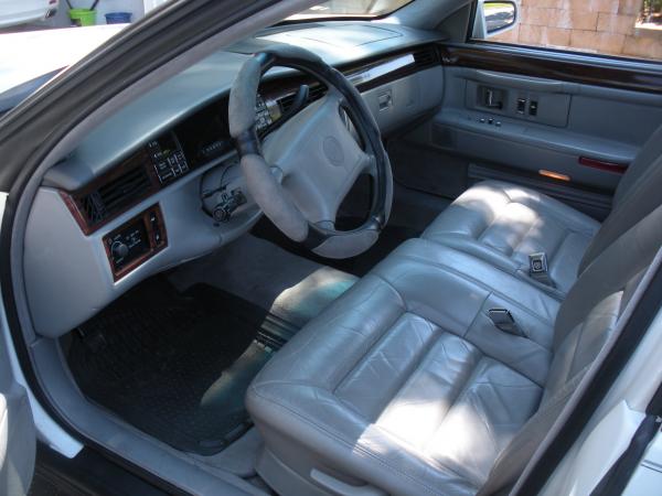 Used-1994-Cadillac-Sedan-deVille-90s-00s-Nondescript