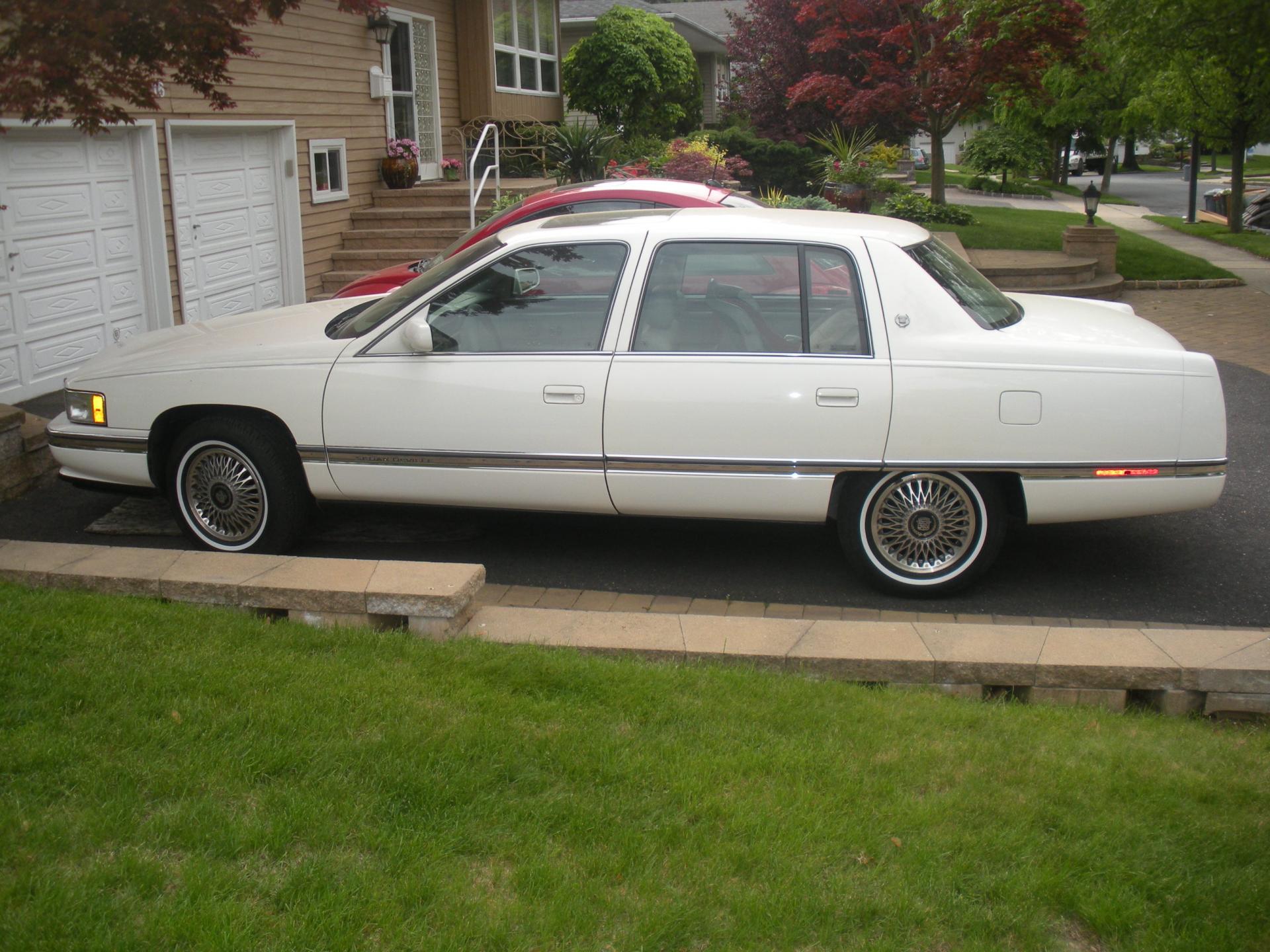 1994 Cadillac Sedan DeVille Unique Classic Cars