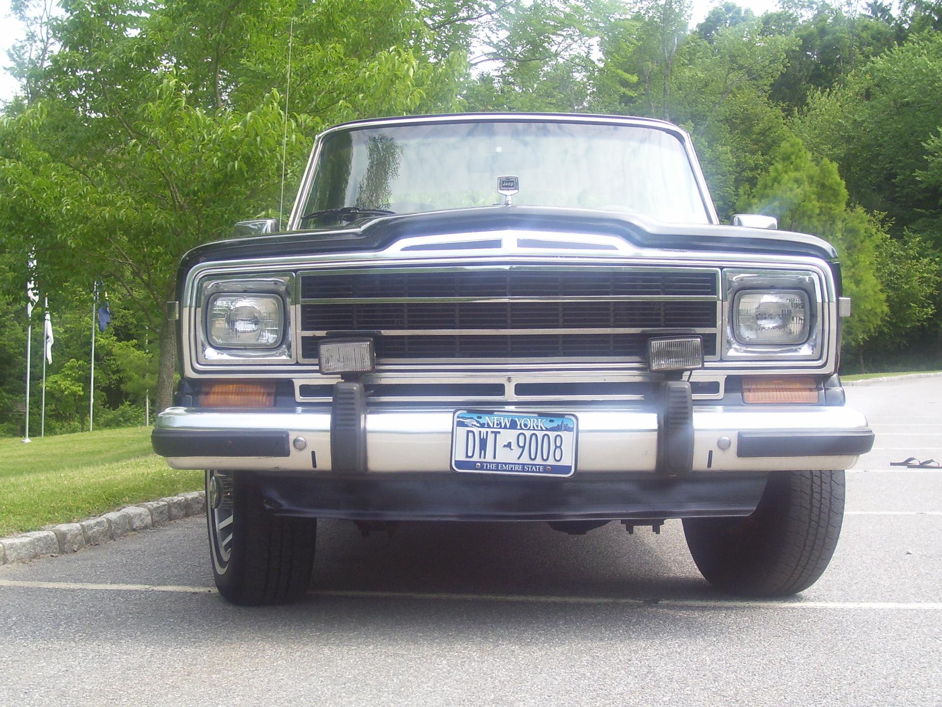 1989 Jeep Grand Wagoneer 80s 90s American SUV Rugged Offroad For