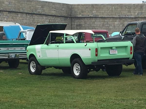 Used-1979-International-Scout-70s-80s-American-SUV-Offroad-Rugged