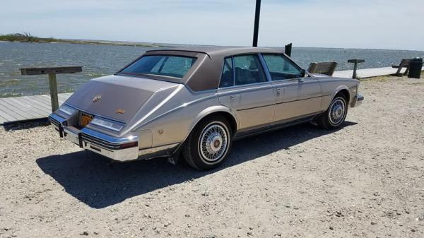 Used-1985-Cadillac-Seville-DElegance-80s-90s-nondescript-American-Luxury