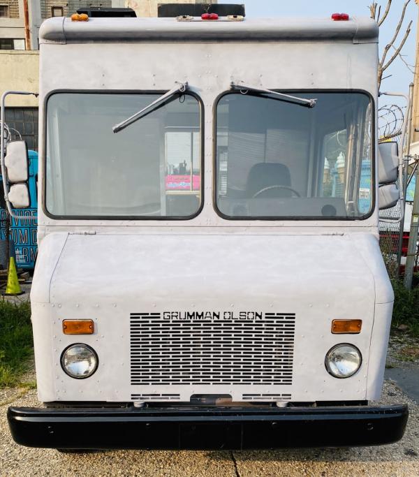 Used-1999-Grumman-Step-Van-Food-Truck