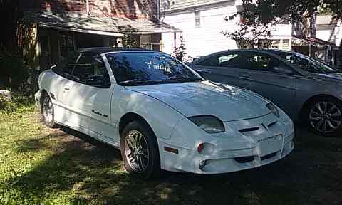 Used-2000-Pontiac-Sunfire-GT-Convertible-90s-00s-American-Muscle-Convertible