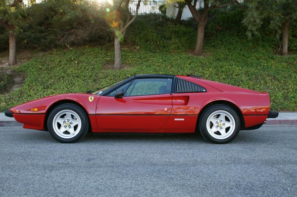 Used-1981-Ferrari-308-GTSi-80s-Supercar-Italian-European-Sportscar