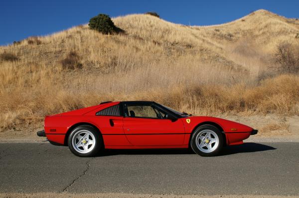 Used-1981-Ferrari-308-GTSi-80s-Supercar-Italian-European-Sportscar