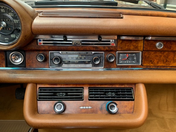 Used-1971-Mercedes-Benz-280SE-35-Cabriolet---Best-Original-in-US