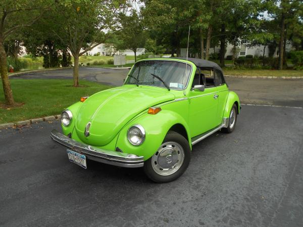 1976-Volkswagon-Super-Beetle