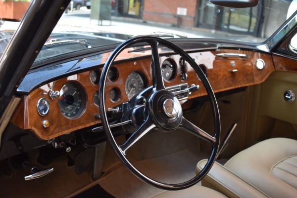 Used-1965-Bentley-S3-Continental-Flying-Spur