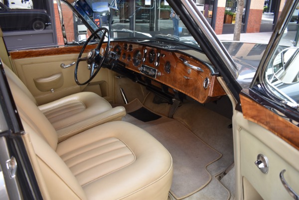 Used-1965-Bentley-S3-Continental-Flying-Spur