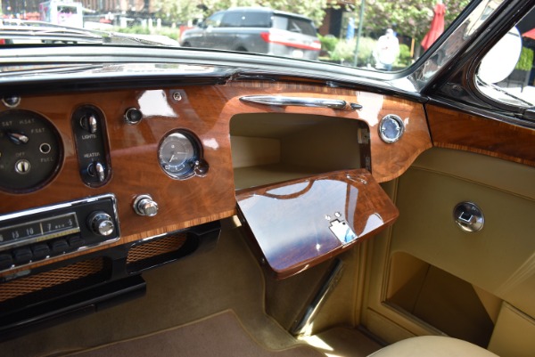 Used-1965-Bentley-S3-Continental-Flying-Spur