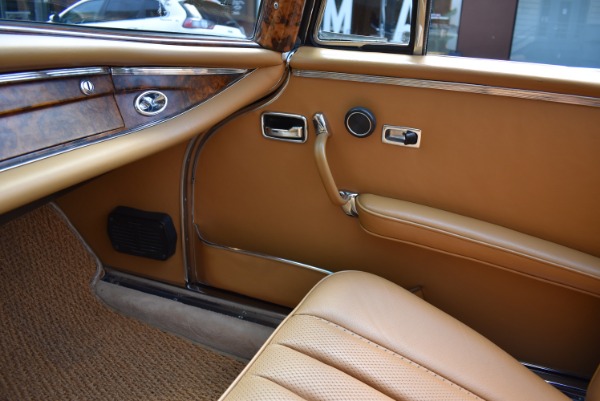 Used-1971-Mercedes-Benz-280SE-35-Cabriolet---Fully-Restored