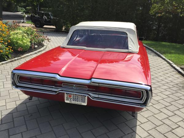 Used-1966-Ford-Thunderbird