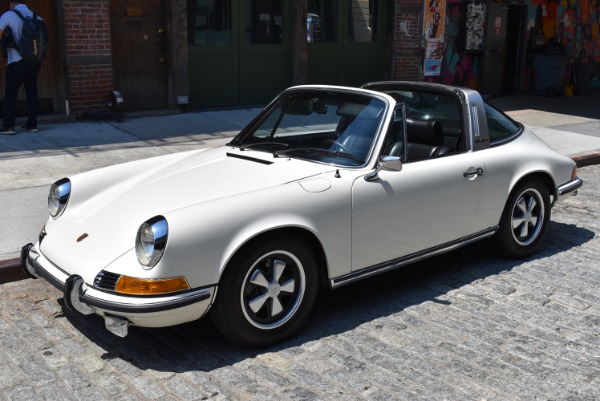 Used-1972-Porsche-911T-Targa