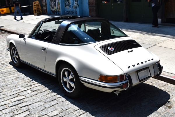 Used-1972-Porsche-911T-Targa