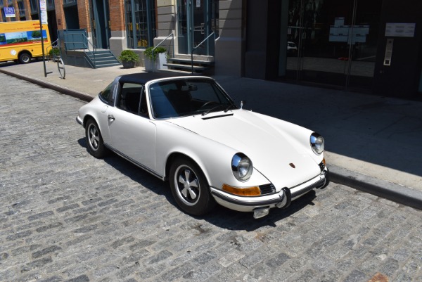 Used-1972-Porsche-911T-Targa