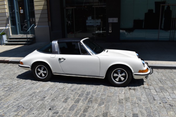 Used-1972-Porsche-911T-Targa