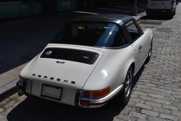 Used-1972-Porsche-911T-Targa