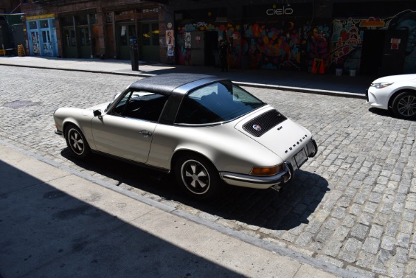 Used-1972-Porsche-911T-Targa