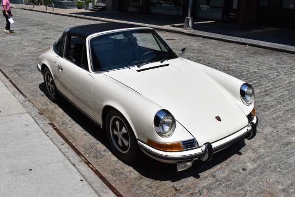 Used-1972-Porsche-911T-Targa