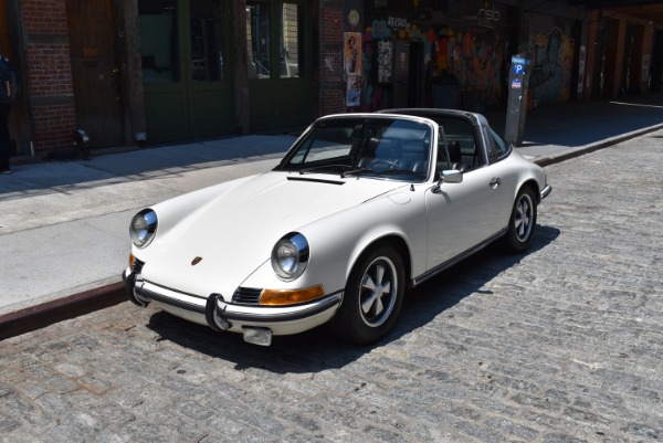 Used-1972-Porsche-911T-Targa