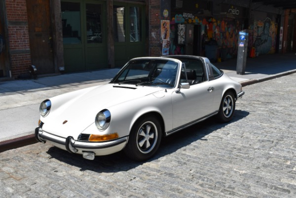 Used-1972-Porsche-911T-Targa