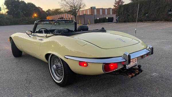 1972-Jaguar-E-Type